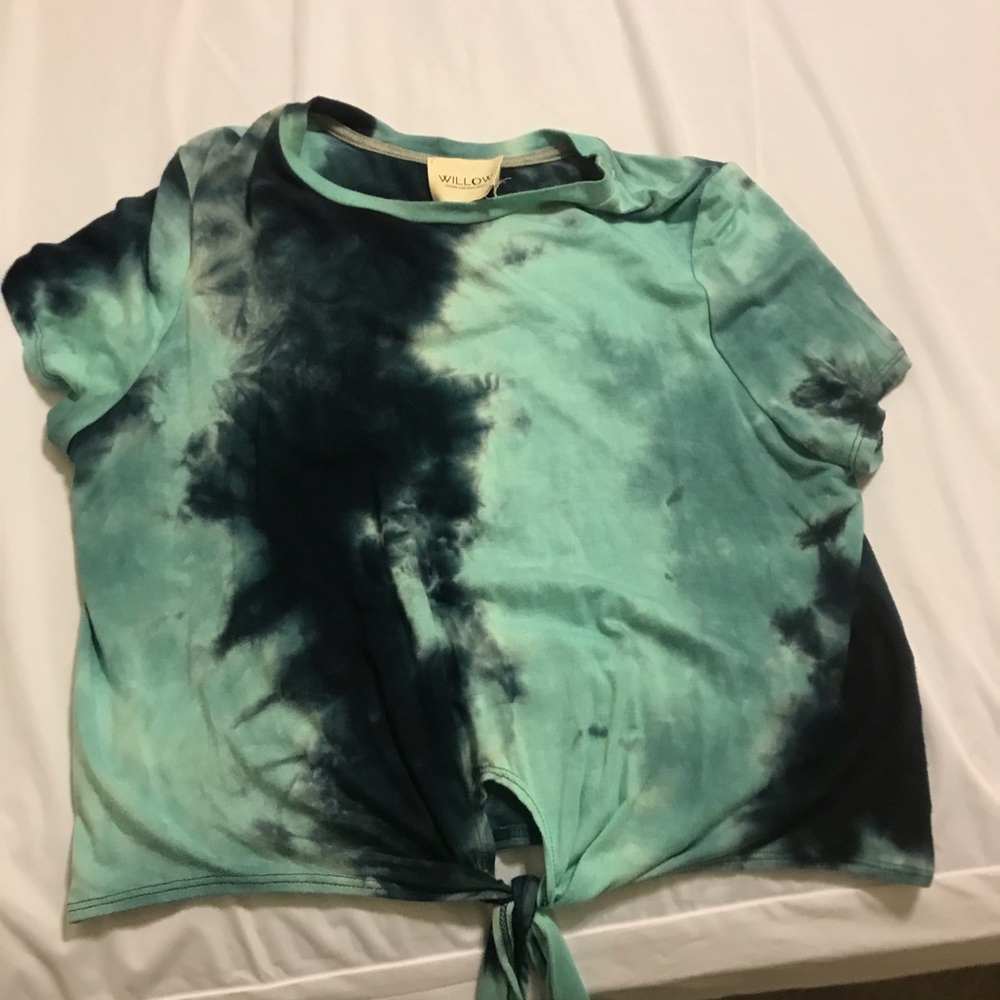 Tie dye cropped shirt